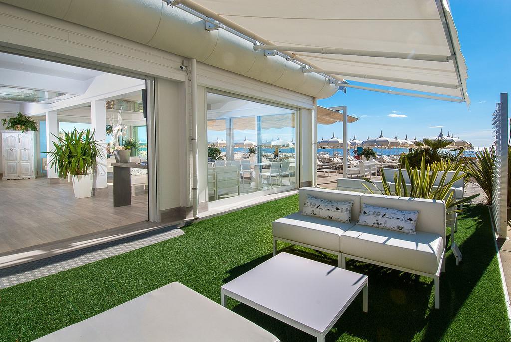 Hotel Byron Milano Marittima Extérieur photo