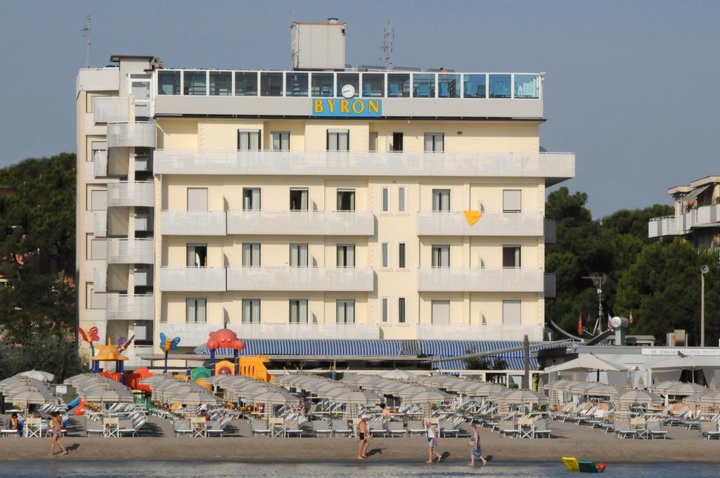 Hotel Byron Milano Marittima Extérieur photo
