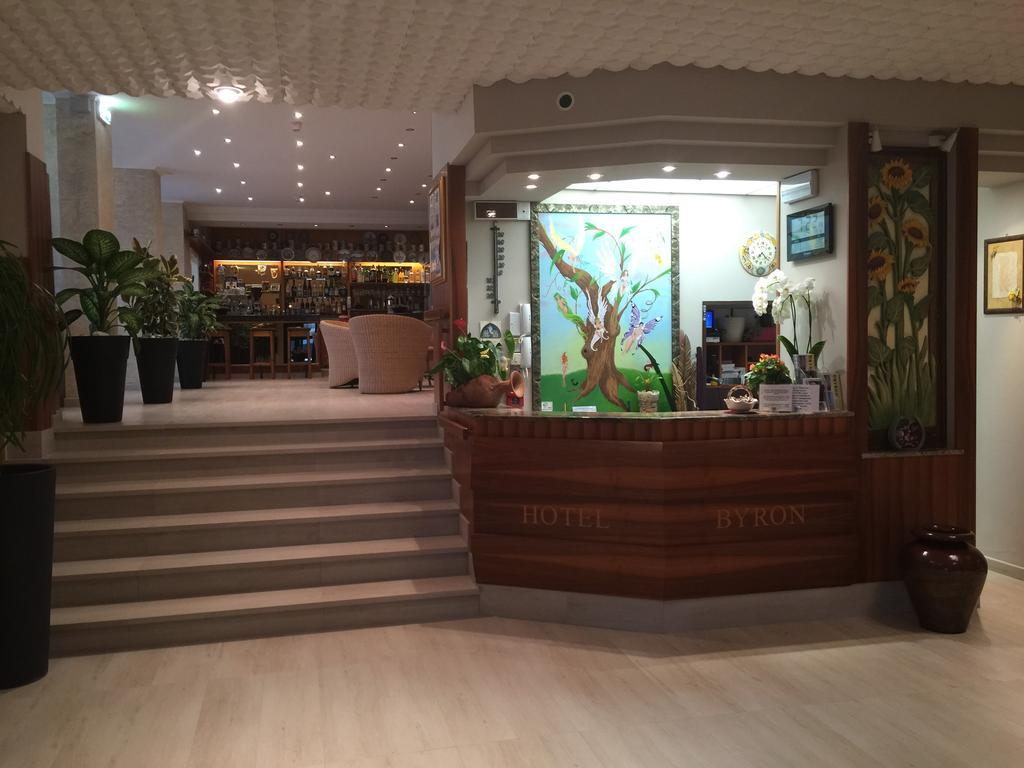 Hotel Byron Milano Marittima Extérieur photo